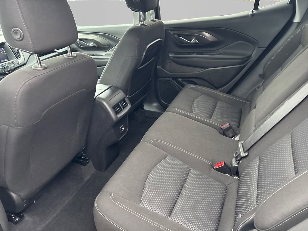 Used 2022 GMC Terrain SLE w/ Driver Convenience Package image 10