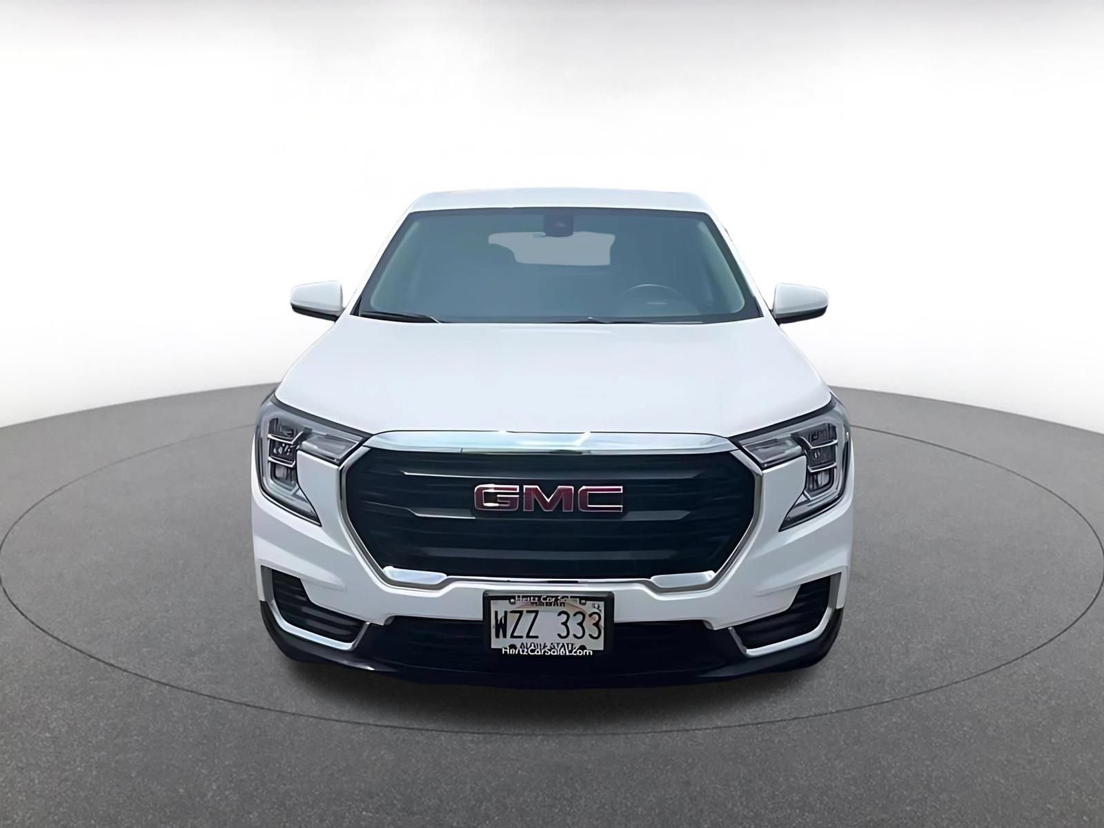Used 2024 GMC Terrain SLE FWD image 4
