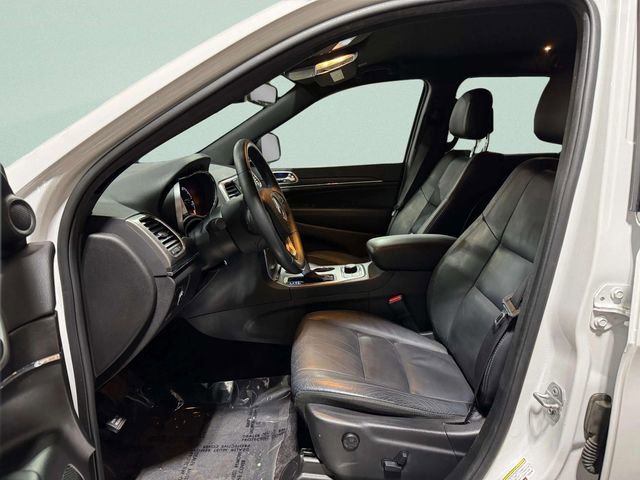 Used 2018 Jeep Grand Cherokee Limited image 27