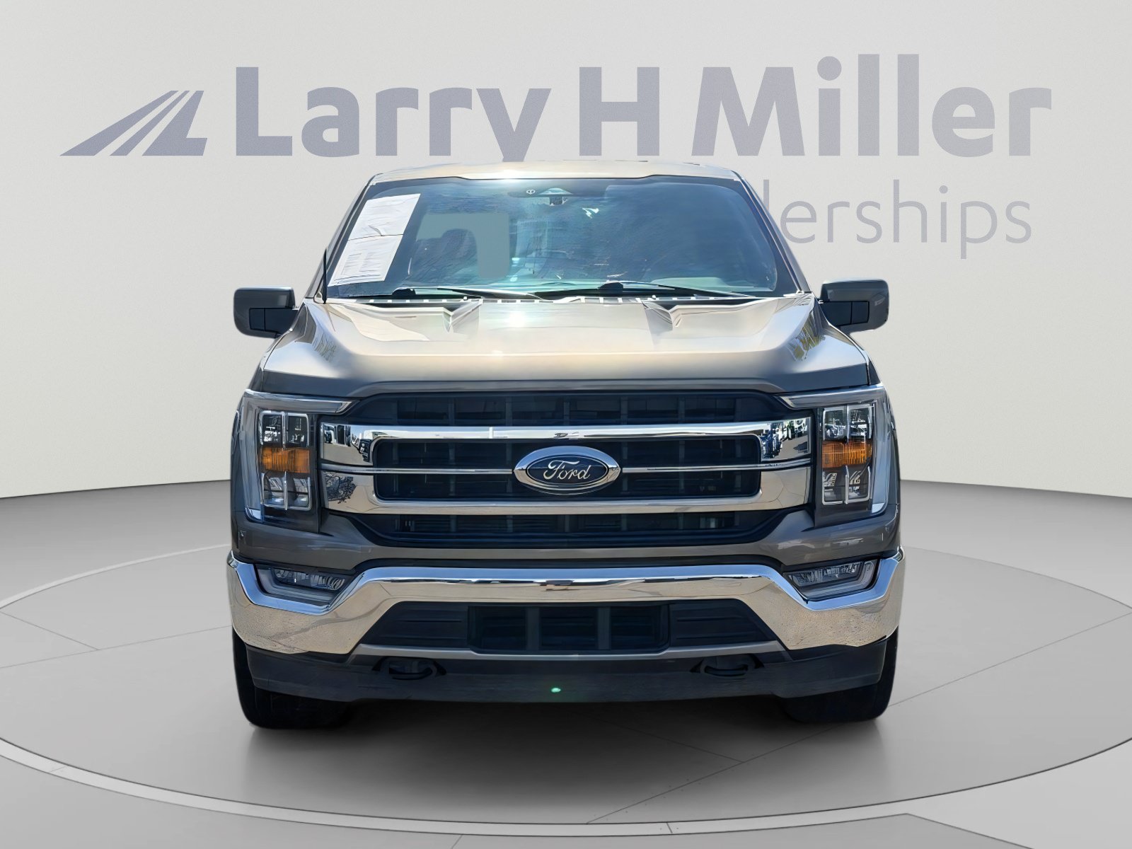 Used 2022 Ford F150 Lariat AWD/4WD image 9