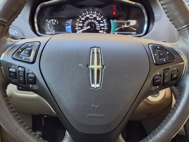 Used 2015 Lincoln MKT AWD w/ Equipment Group 201A image 10
