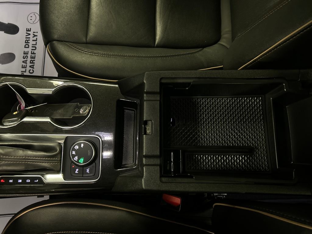 Used 2019 Chevrolet Blazer Premier w/ Sun and Wheels Package image 21