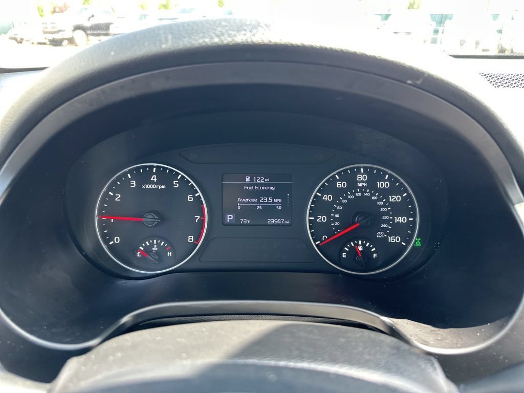 Used 2022 Kia Seltos LX AWD/4WD image 2