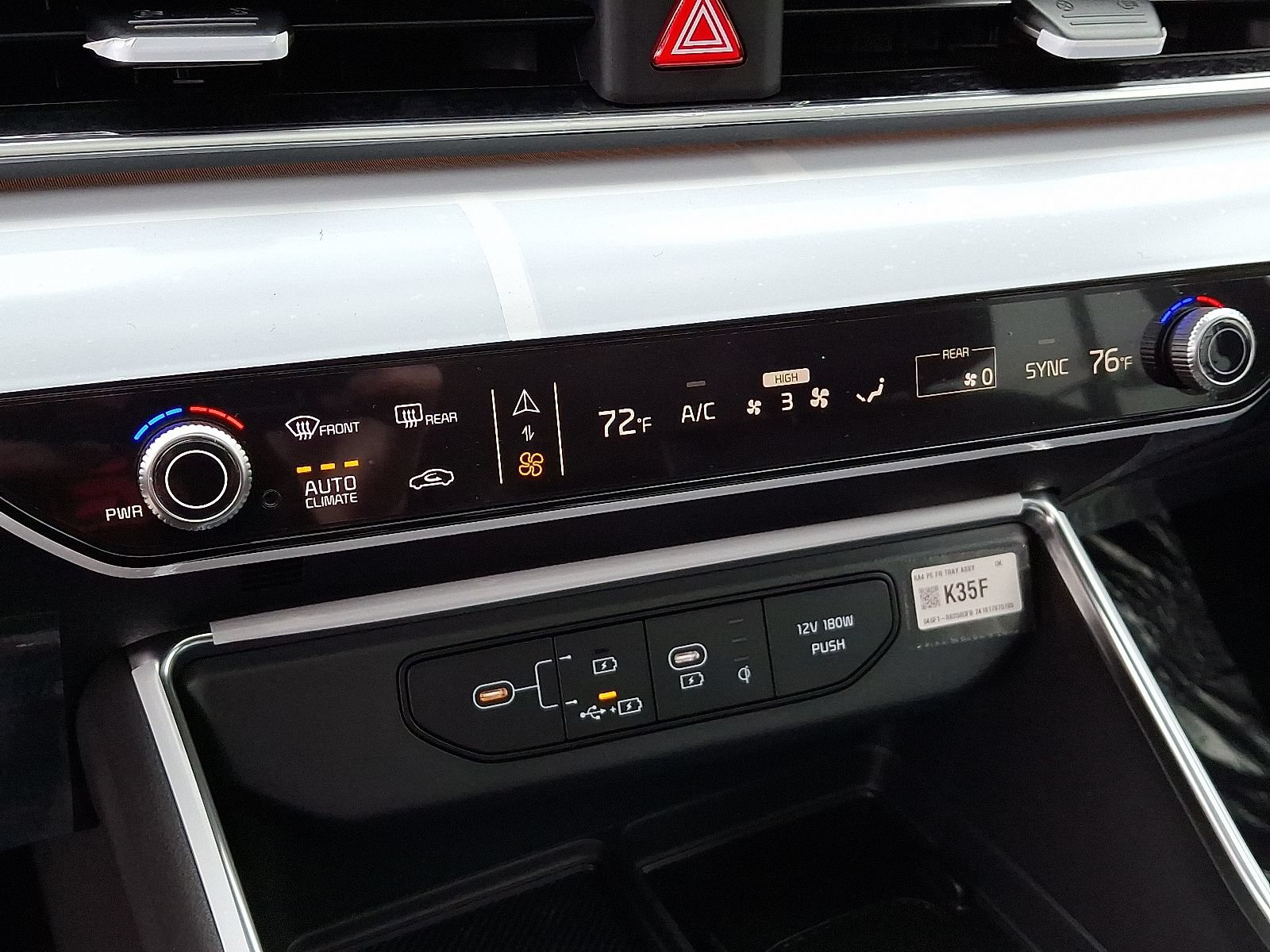 New 2025 Kia Carnival SX Prestige FWD image 16