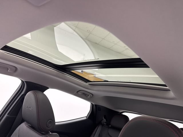 New 2027 Chevrolet Bolt RS w/ Technology Package FWD image 21