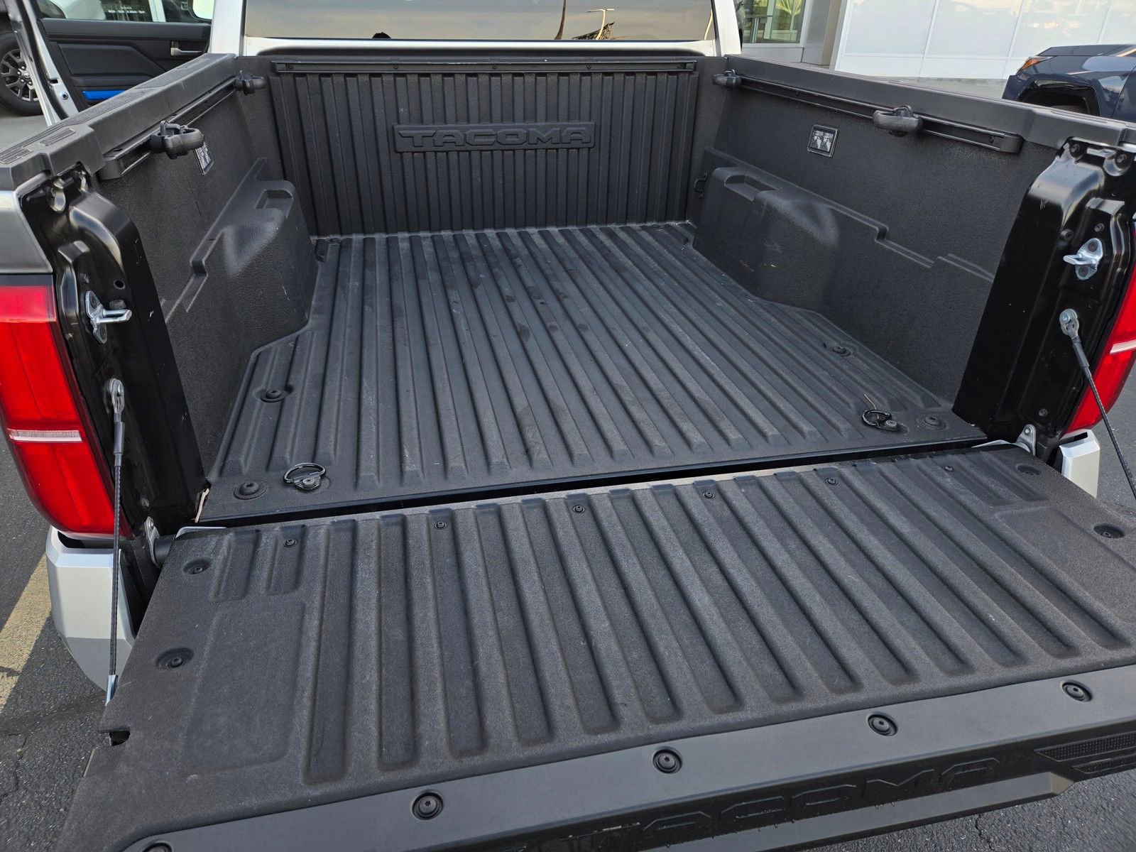 Certified 2025 Toyota Tacoma TRD Off-Road image 23