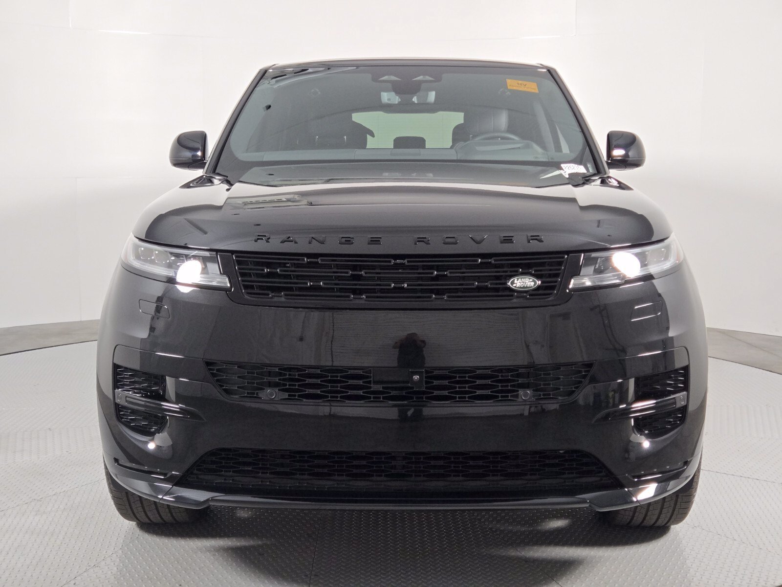 New 2026 Land Rover Range Rover Sport Dynamic SE AWD/4WD image 8