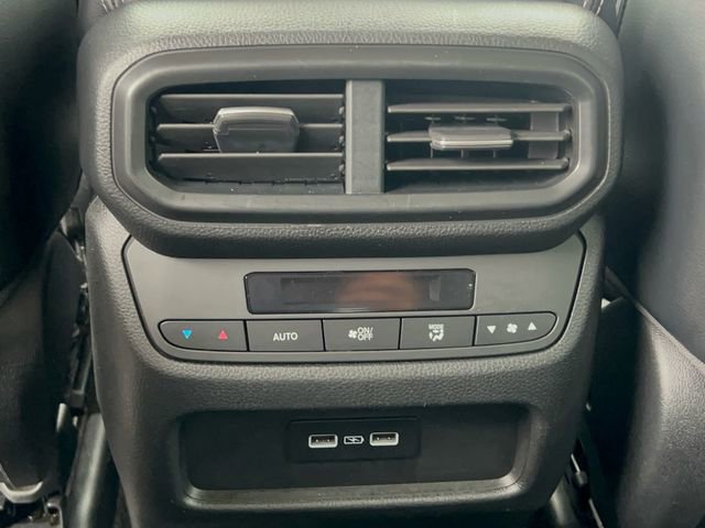 Used 2023 Honda Pilot EX-L image 16