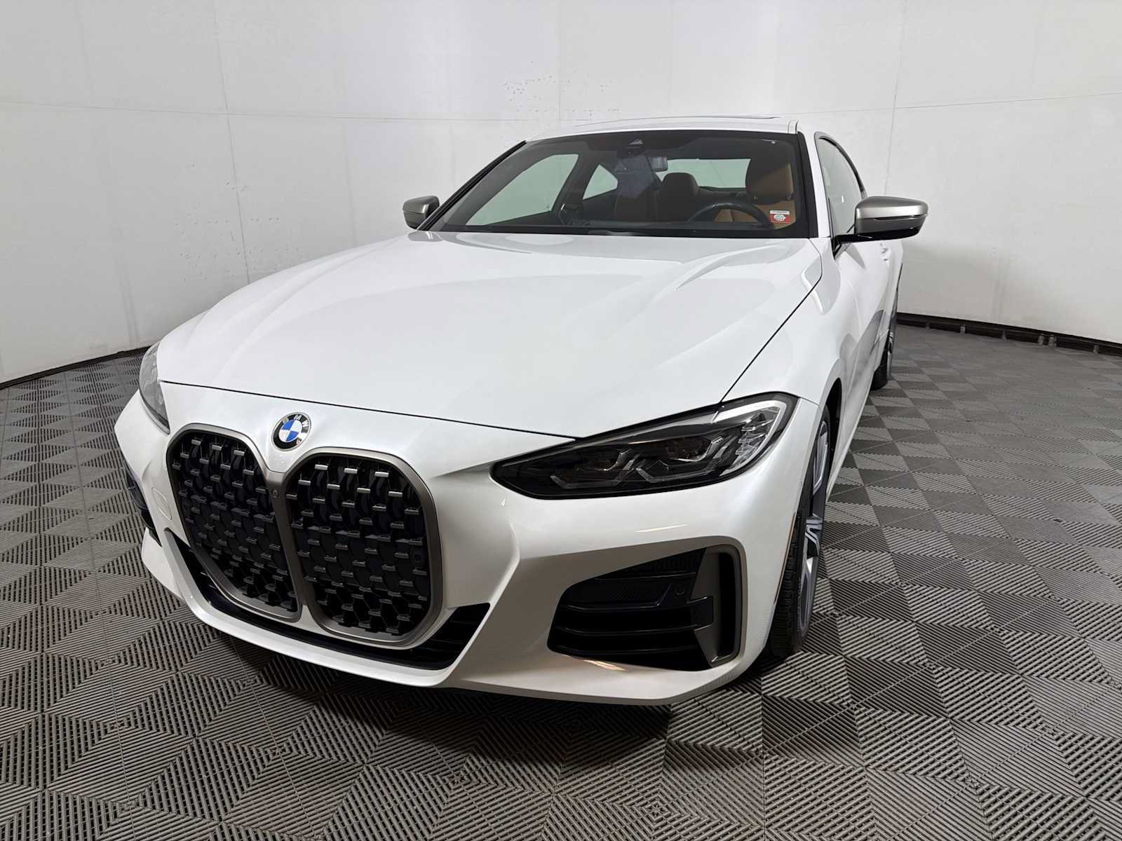 Used 2024 BMW 440i xDrive Coupe w/ Premium Package AWD/4WD image 3