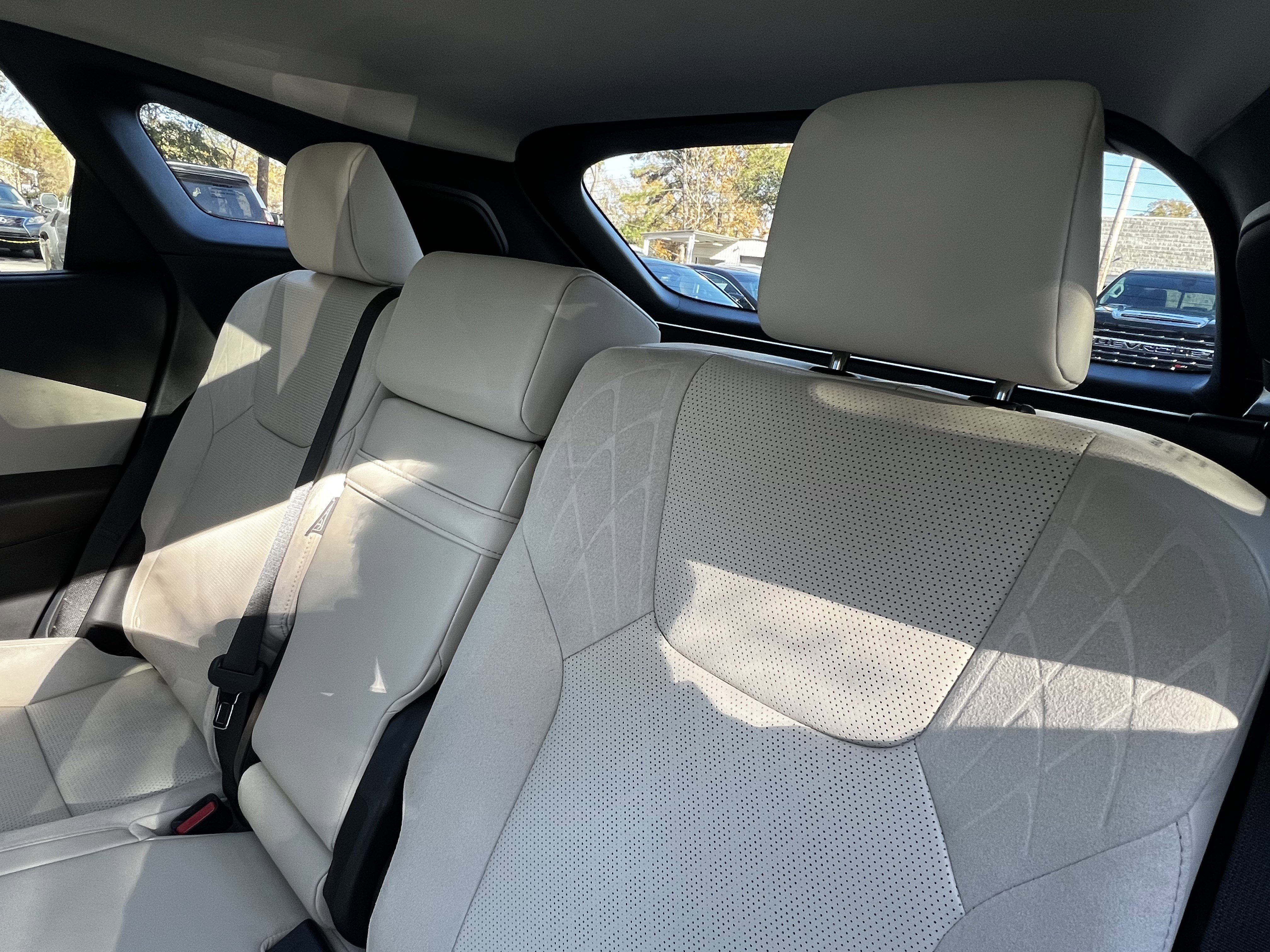 Used 2024 Lexus RX 350 image 32