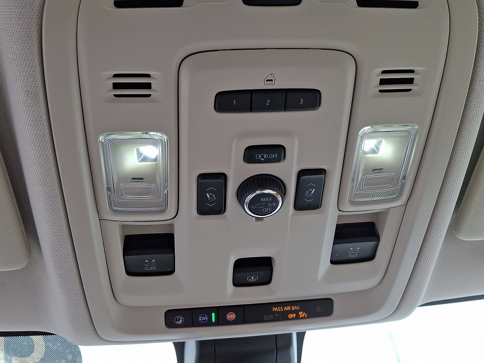 Certified 2022 GMC Yukon Denali w/ Denali Premium Package image 28