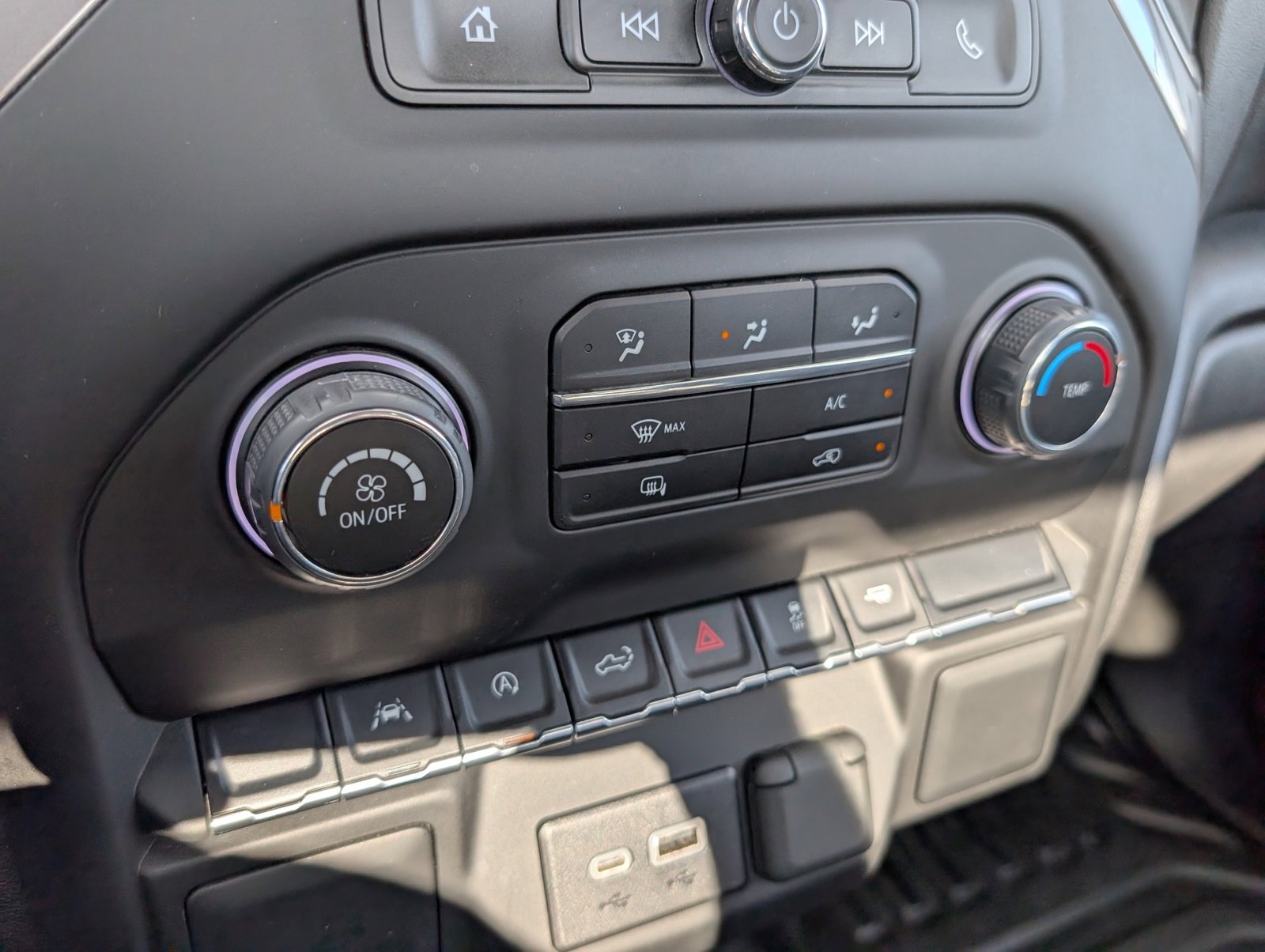 Used 2022 Chevrolet Silverado 1500 W/T image 14