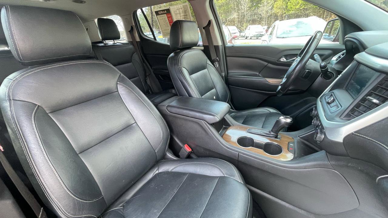 Used 2019 GMC Acadia SLE image 26