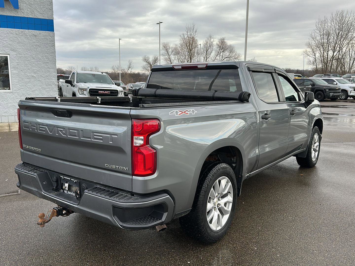 Used 2020 Chevrolet Silverado 1500 Custom w/ Custom Value Package image 7