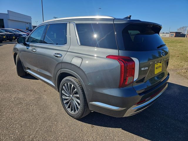 Used 2024 Hyundai Palisade Calligraphy AWD/4WD image 3