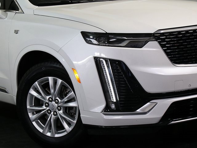Used 2023 Cadillac XT6 Luxury image 8
