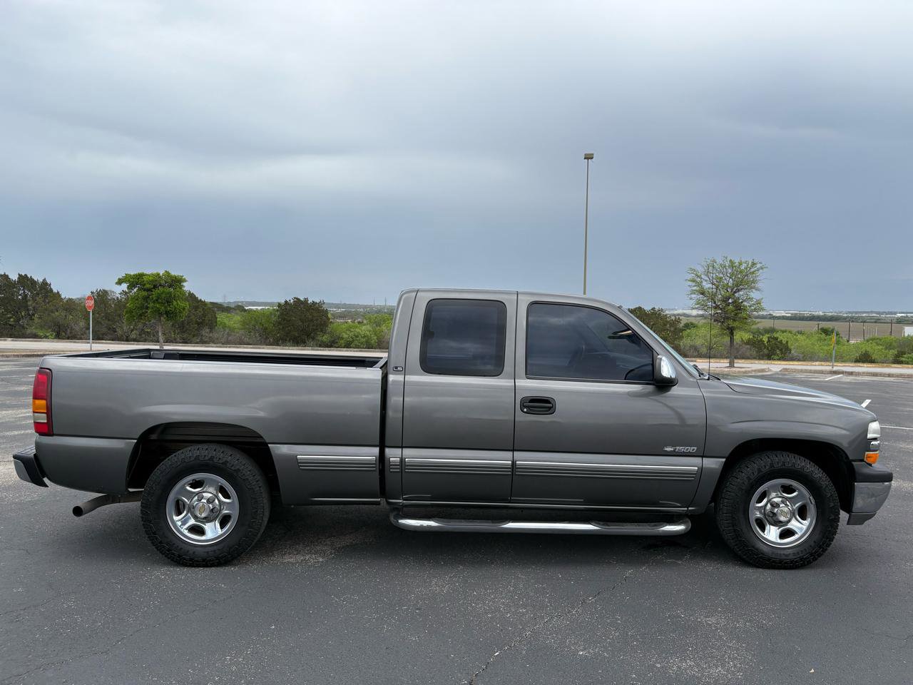 Used 2002 Chevrolet Silverado 1500 LS w/ Heavy Duty Suspension Pkg RWD image 58
