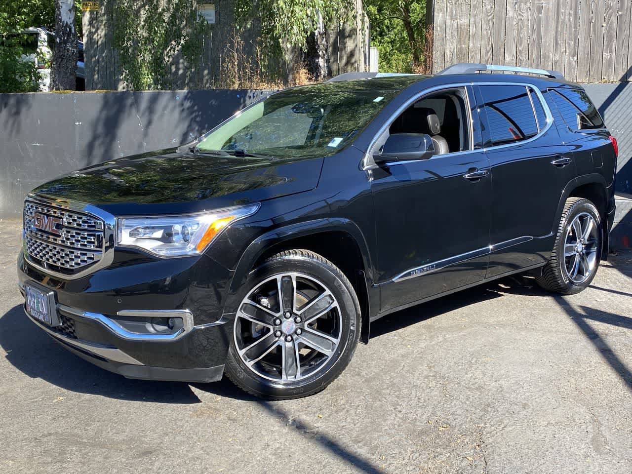 Used 2019 GMC Acadia Denali w/ Technology Package AWD/4WD video 1