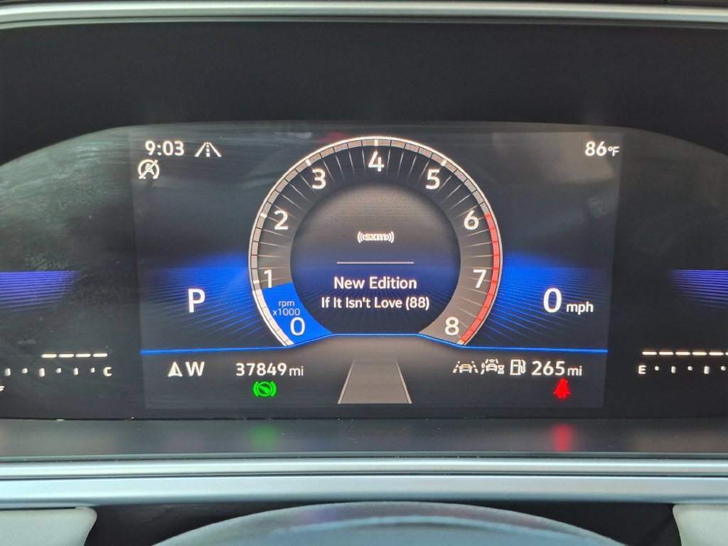 Used 2025 Volkswagen Taos SE AWD/4WD image 16