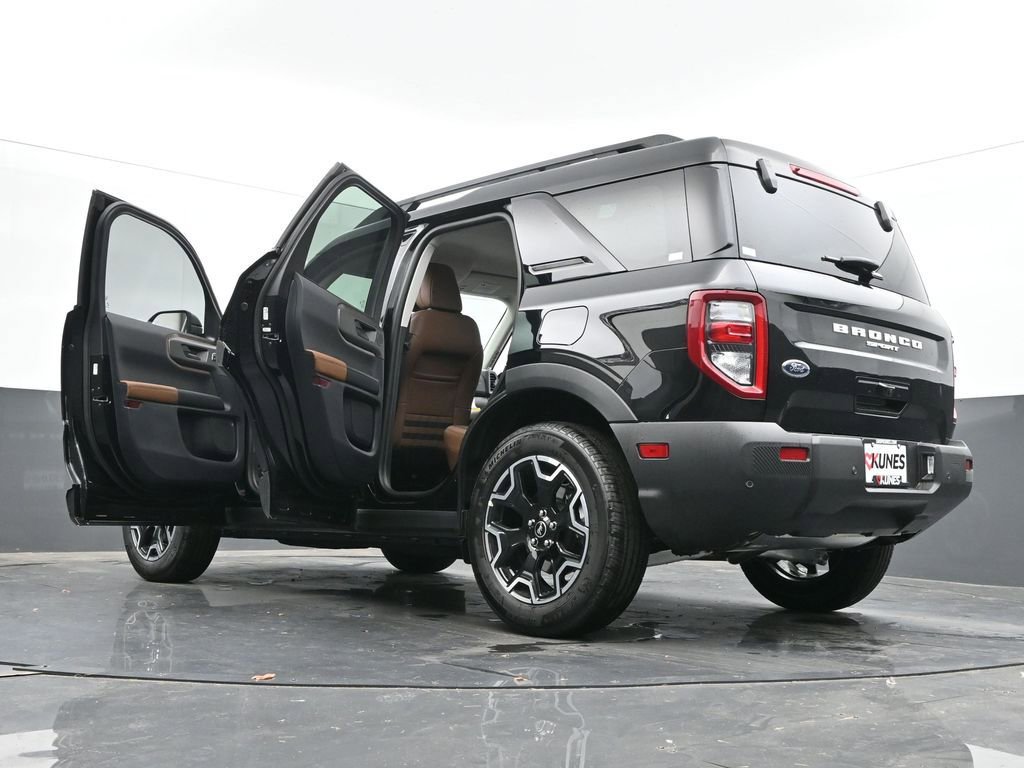 New 2025 Ford Bronco Sport Outer Banks w/ Outer Banks Tech Package+ image 71