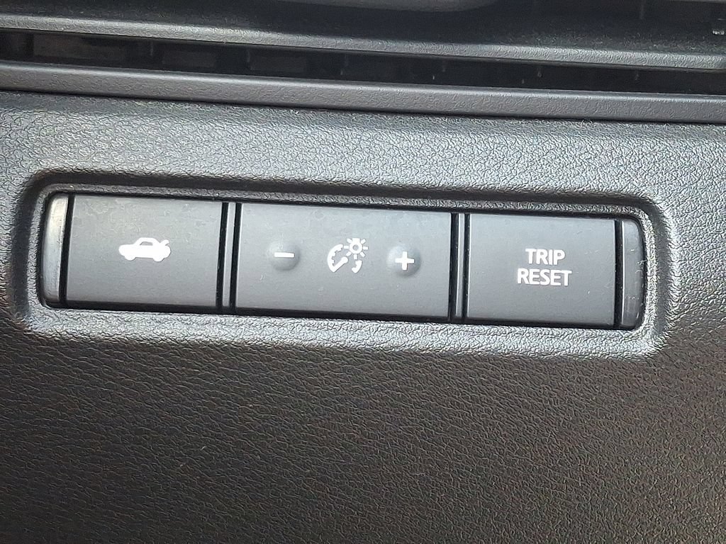 Used 2024 Nissan Altima 2.5 SV AWD/4WD image 21