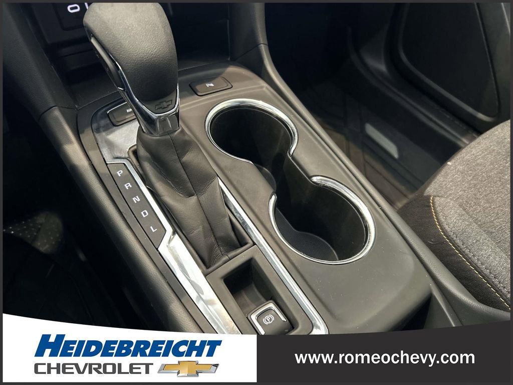 Certified 2024 Chevrolet Equinox LT w/ LPO, Floor Liner Package image 24