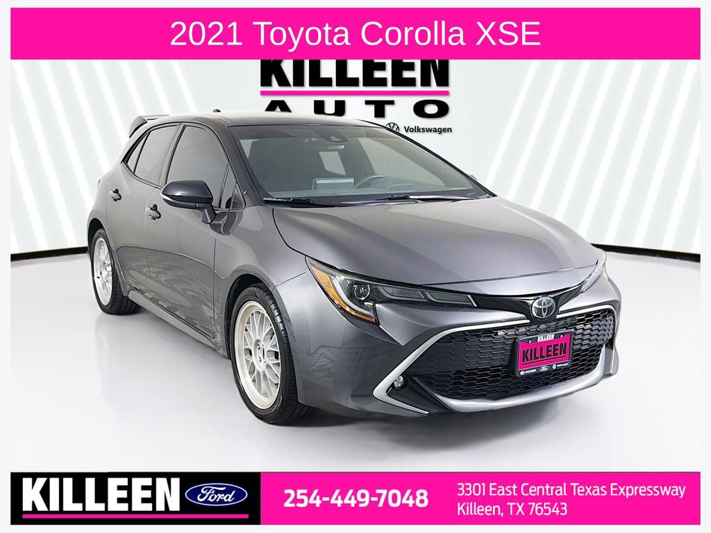 Used 2021 Toyota Corolla XSE image 1