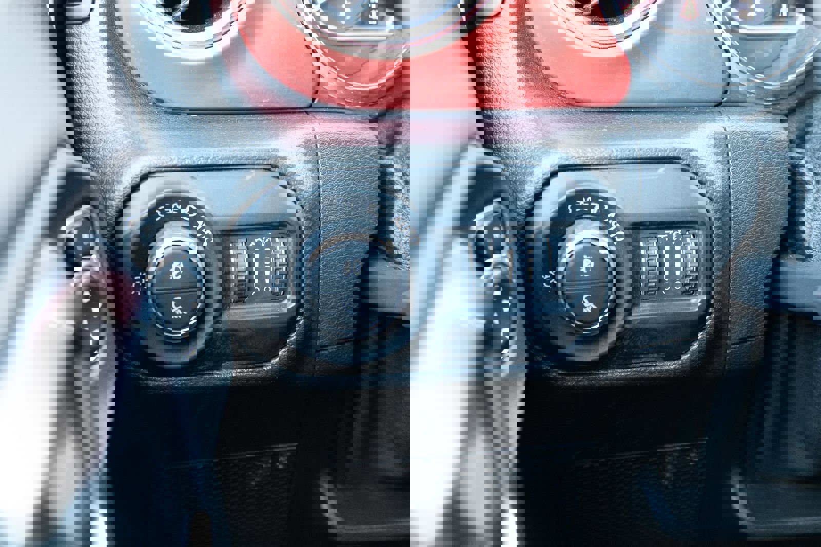 Used 2021 Jeep Gladiator Rubicon image 10