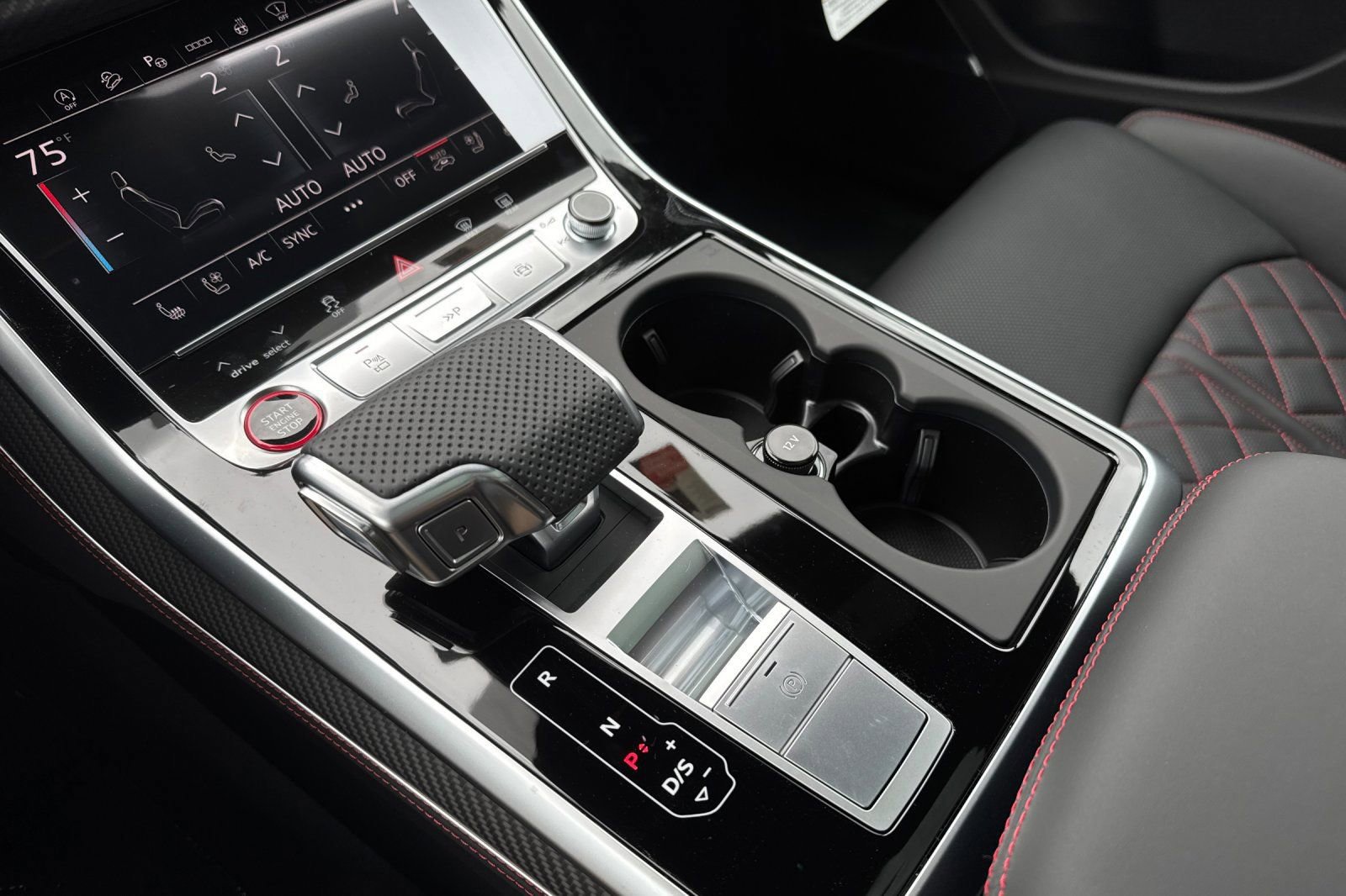 New 2026 Audi SQ8 Prestige image 19