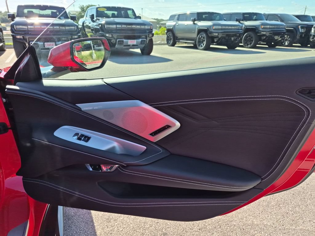 Used 2024 Chevrolet Corvette Z06 RWD image 34