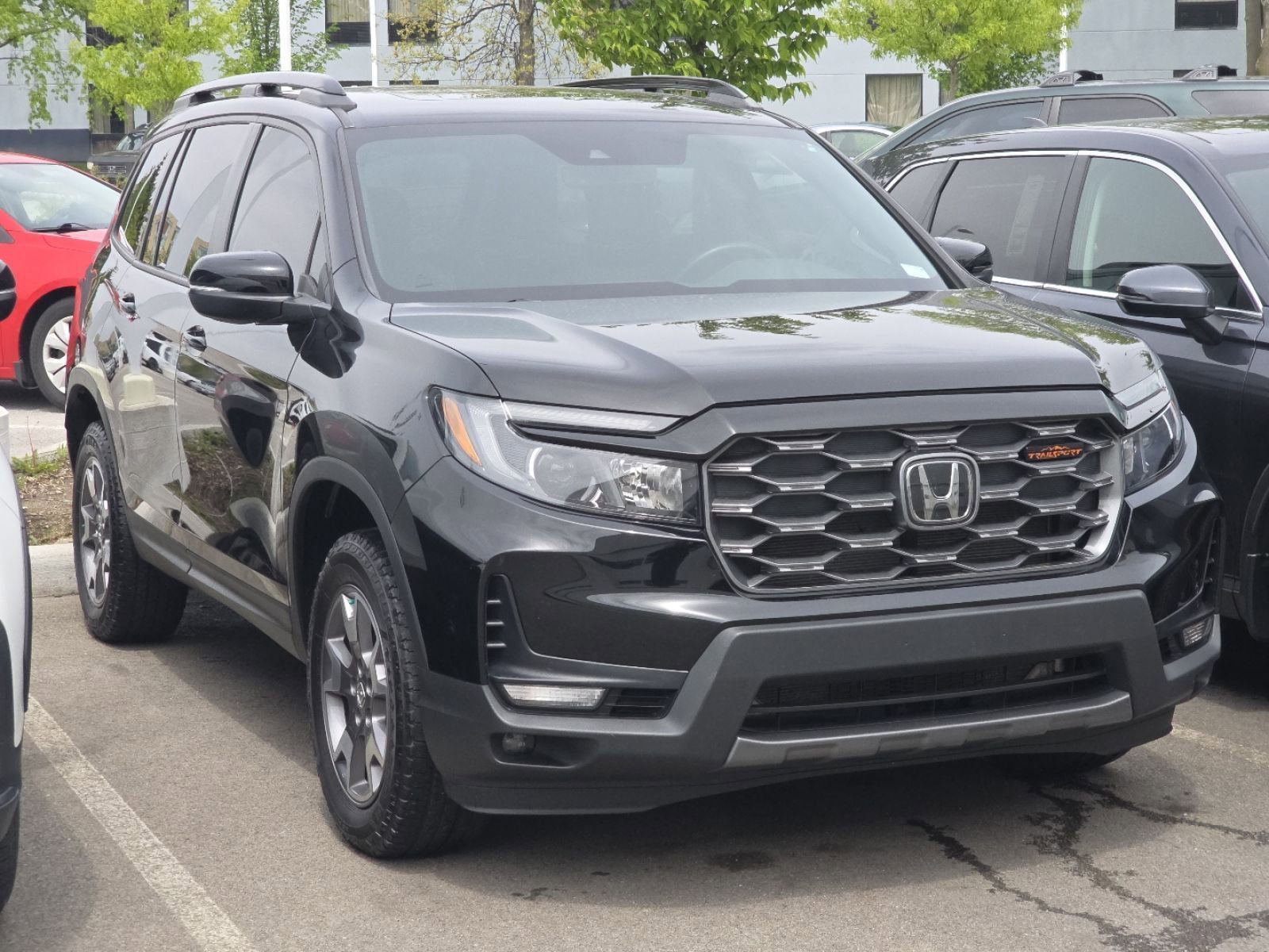 Used 2023 Honda Passport TrailSport image 2
