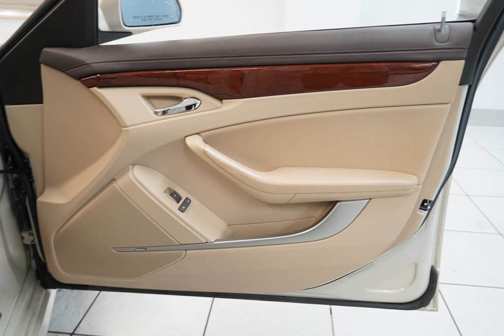 Used 2011 Cadillac CTS Luxury AWD/4WD image 29