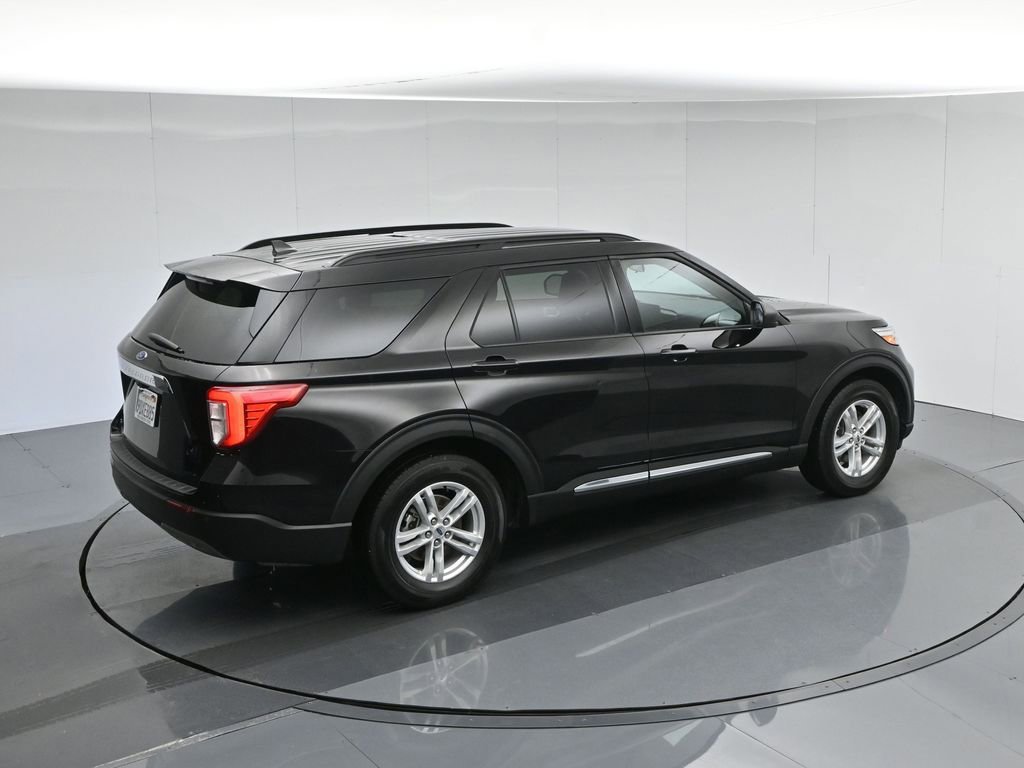 Used 2022 Ford Explorer XLT w/ Equipment Group 202A image 45