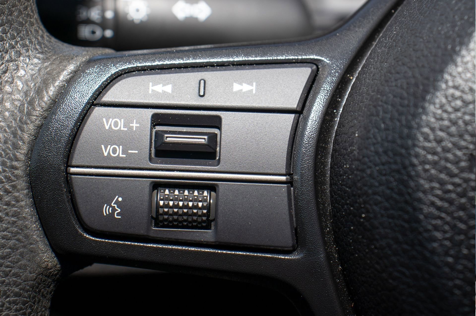 Certified 2024 Honda Accord EX image 26