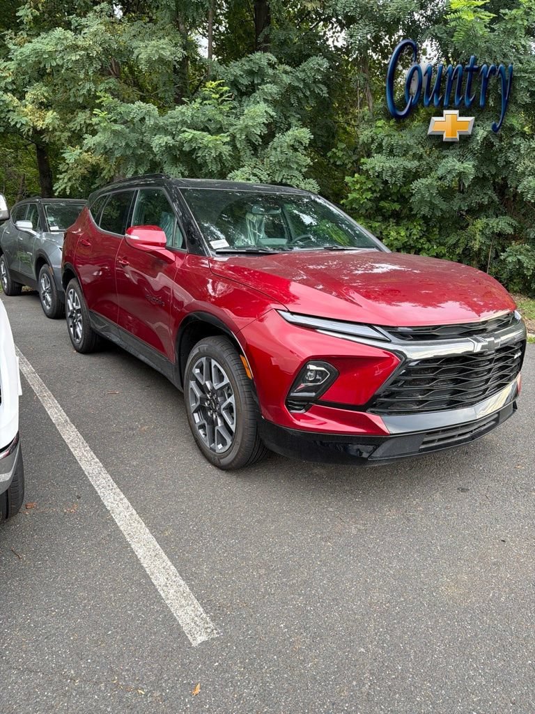 New 2026 Chevrolet Blazer RS w/ Enhanced Convenience Package AWD/4WD image 1