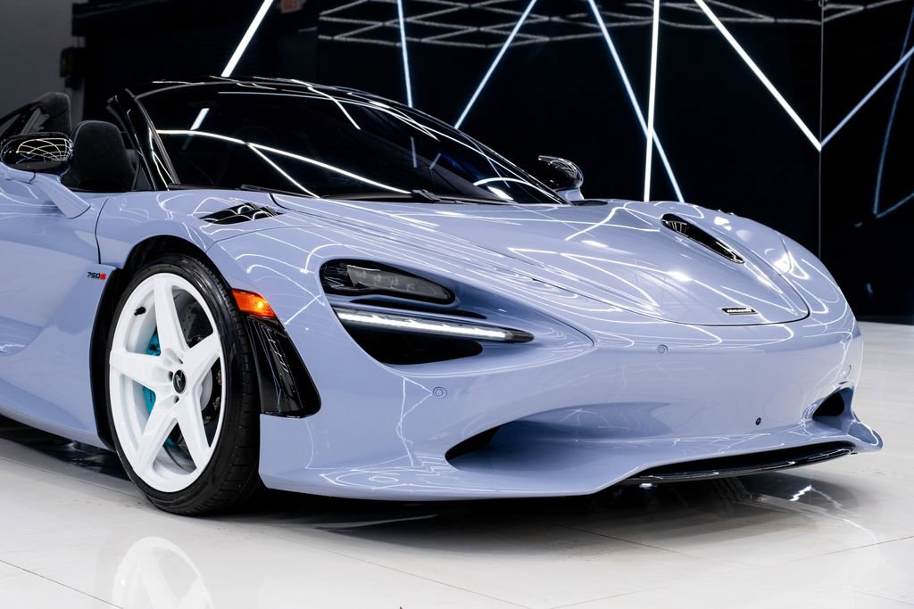 Used 2024 McLaren 750S Spider RWD image 6