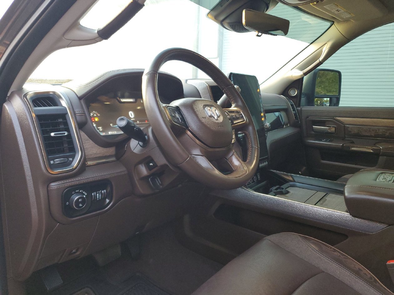 Used 2025 RAM 2500 Limited AWD/4WD image 20