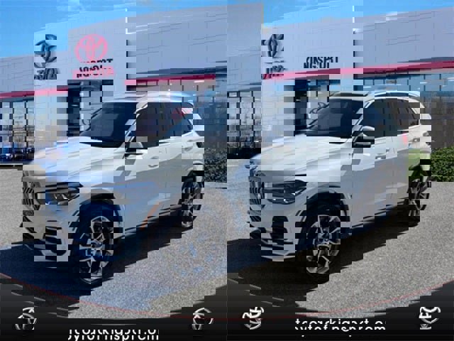 Used 2022 BMW X5 xDrive40i w/ Parking Assistance Package