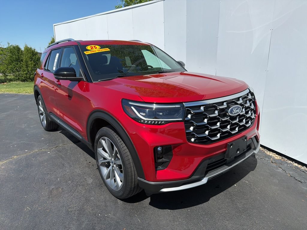 Used 2025 Ford Explorer Platinum w/ Ultimate Package AWD/4WD image 4
