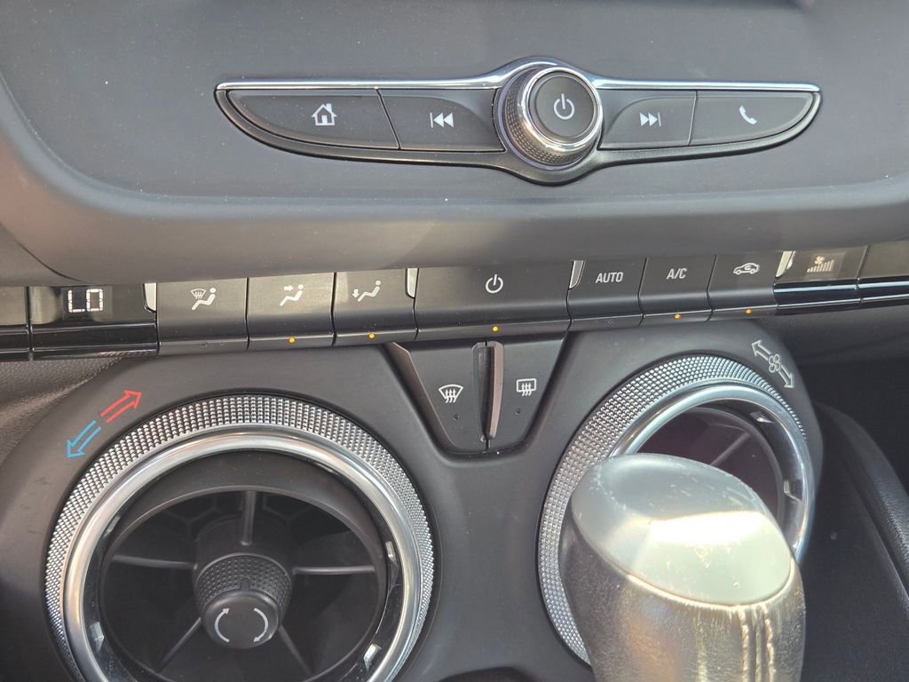 Used 2023 Chevrolet Camaro LT image 23