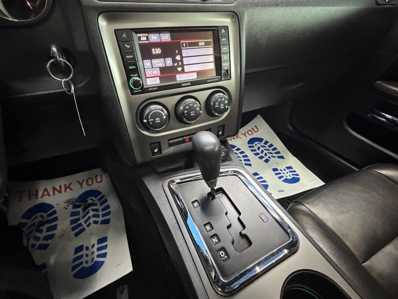 Used 2014 Dodge Challenger SXT image 28