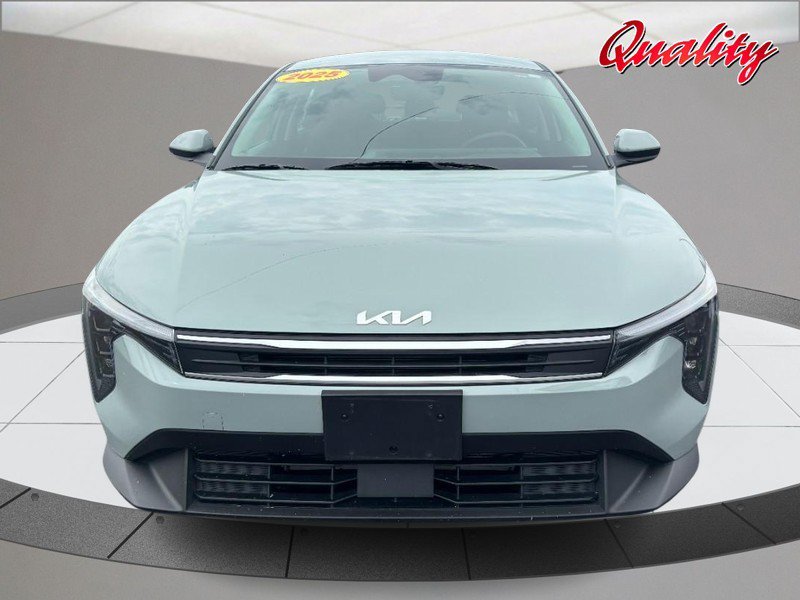Used 2025 Kia K4 FWD image 10