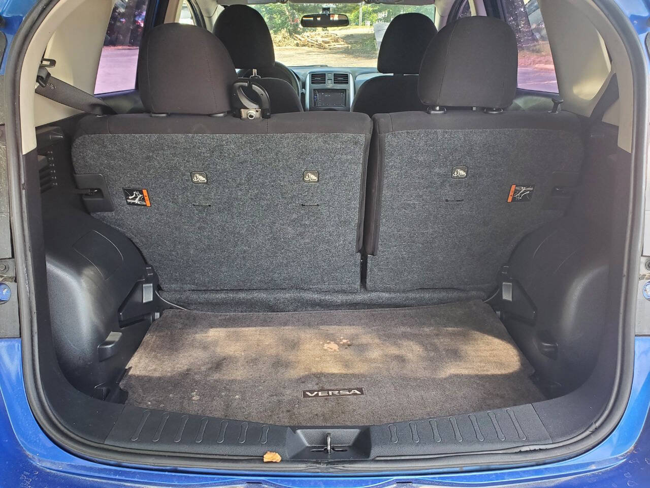 Used 2015 Nissan Versa Note SV FWD image 18
