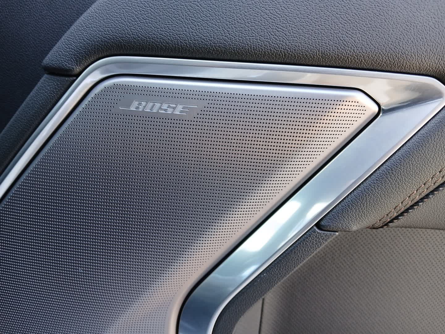Used 2023 Chevrolet Silverado 1500 High Country w/ High Country Premium Package AWD/4WD image 76