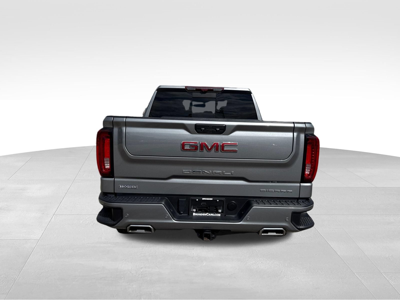 Used 2023 GMC Sierra 1500 Denali w/ Denali Reserve Package AWD/4WD image 22