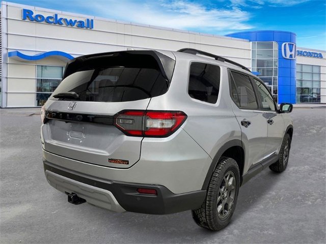 New 2025 Honda Pilot TrailSport image 5