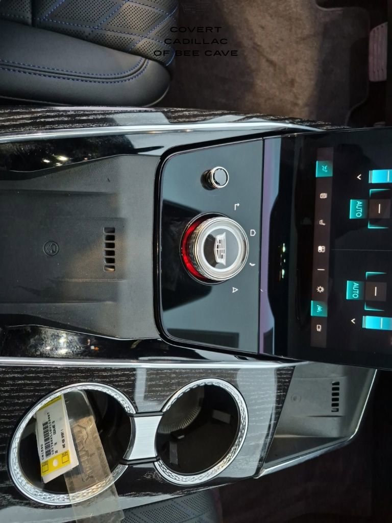 Used 2025 Cadillac Escalade IQ Sport 1 w/ Smart Trailering package image 46