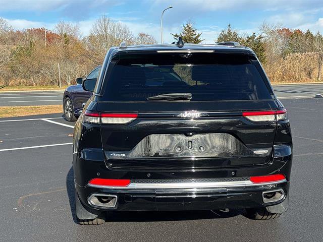 Certified 2022 Jeep Grand Cherokee Summit AWD/4WD image 3
