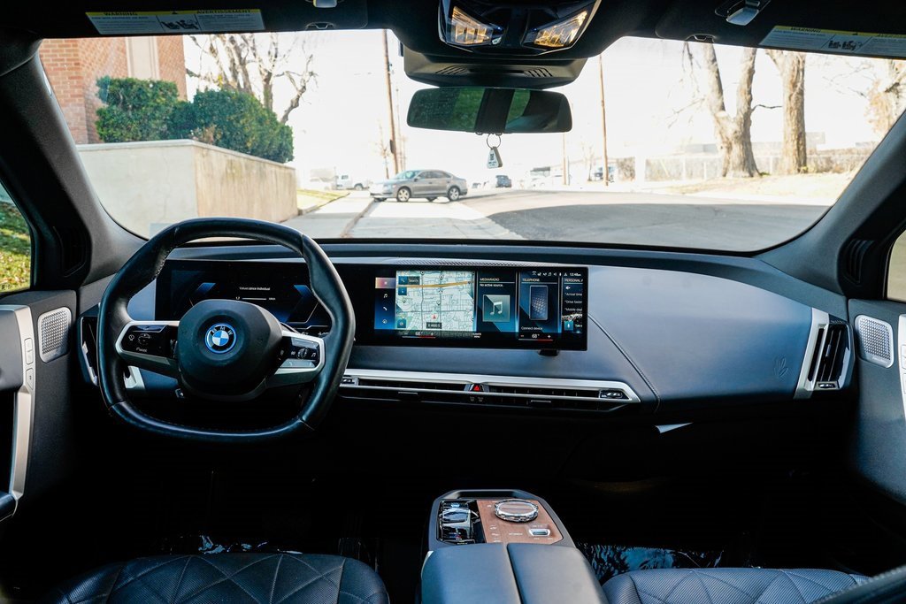 Used 2023 BMW iX M60 w/ Executive Package image 11