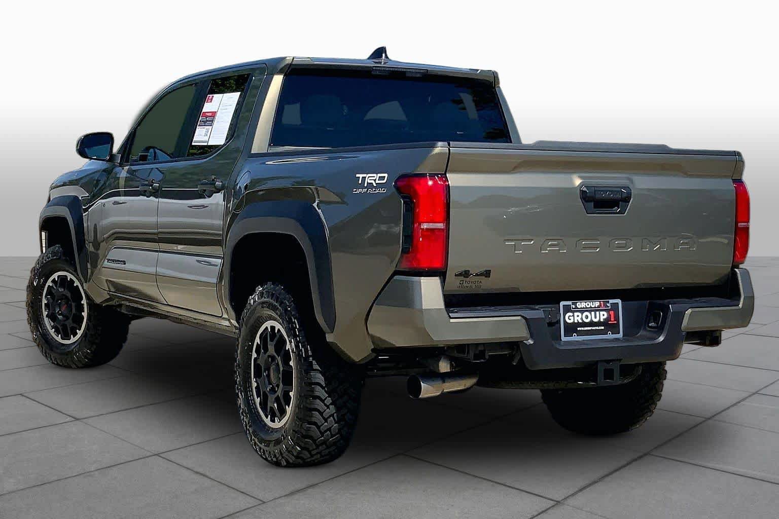 Used 2026 Toyota Tacoma TRD Off-Road AWD/4WD image 12